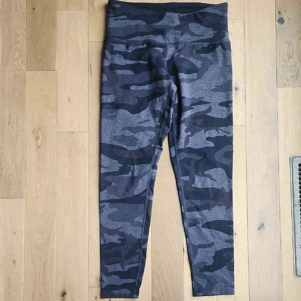Women's Athletic Leggings